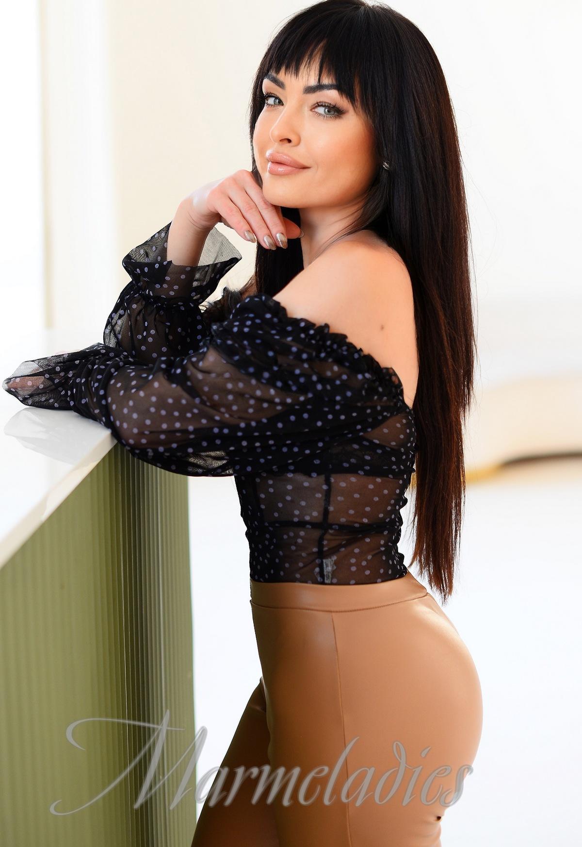 Pretty girlfriend Olena, 48 yrs.old from Kiev, Ukraine