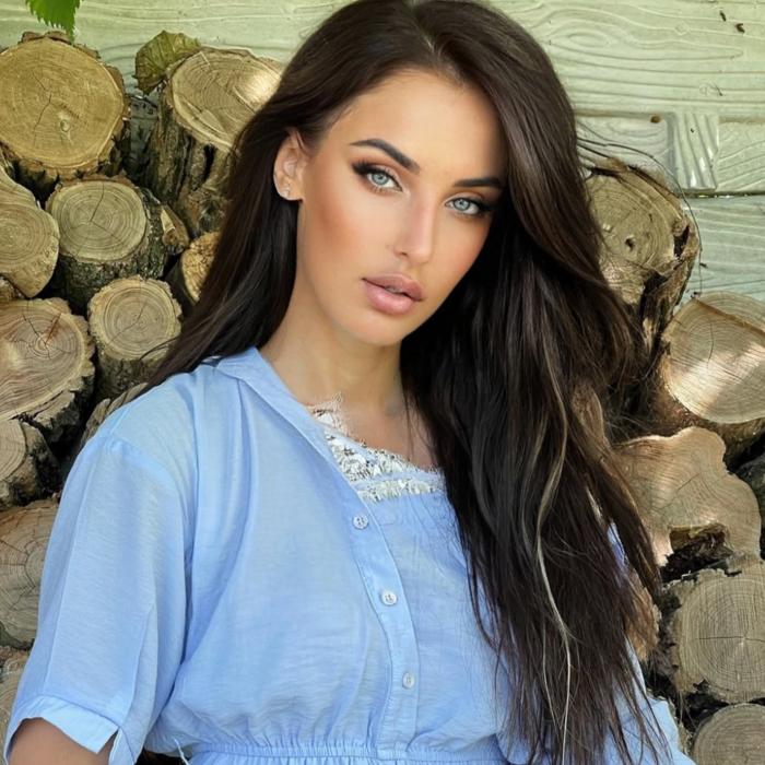Sexy mail order bride Oksana, 34 yrs.old from Kharkiv, Ukraine