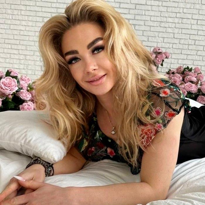 Gorgeous bride Alina, 39 yrs.old from Kiev, Ukraine