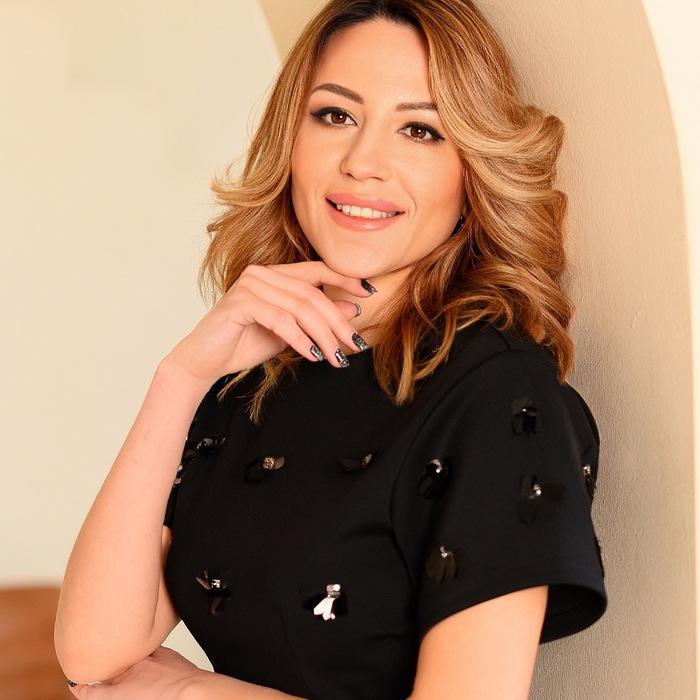 Pretty bride Oksana, 36 yrs.old from Kiev, Ukraine