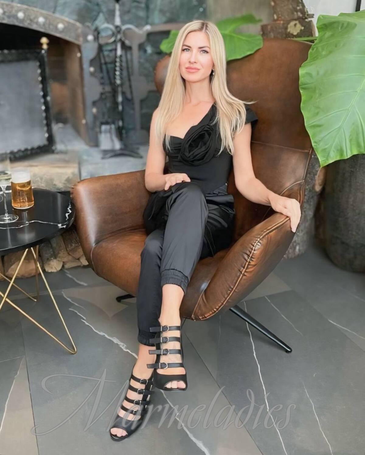 Sexy girl Ksenia, 38 yrs.old from Austin, United States
