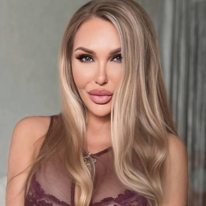 Sexy girlfriend Polina, 44 yrs.old from Odessa, Ukraine