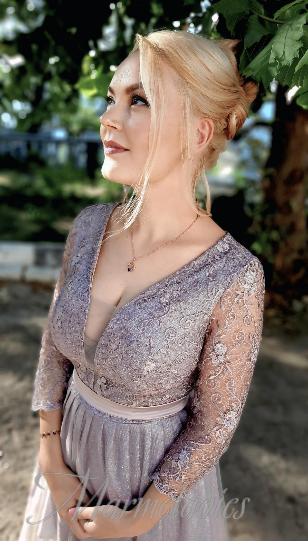 Gorgeous girlfriend Irina, 33 yrs.old from Mykolaiv, Ukraine