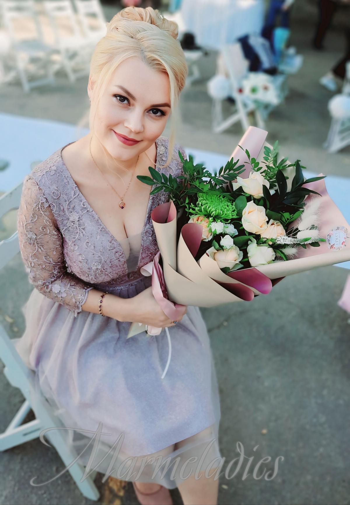 Amazing girlfriend Irina, 33 yrs.old from Mykolaiv, Ukraine