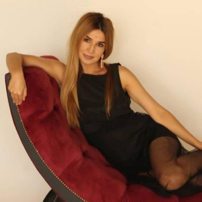 Single wife Niyara, 40 yrs.old from Eastern Europe