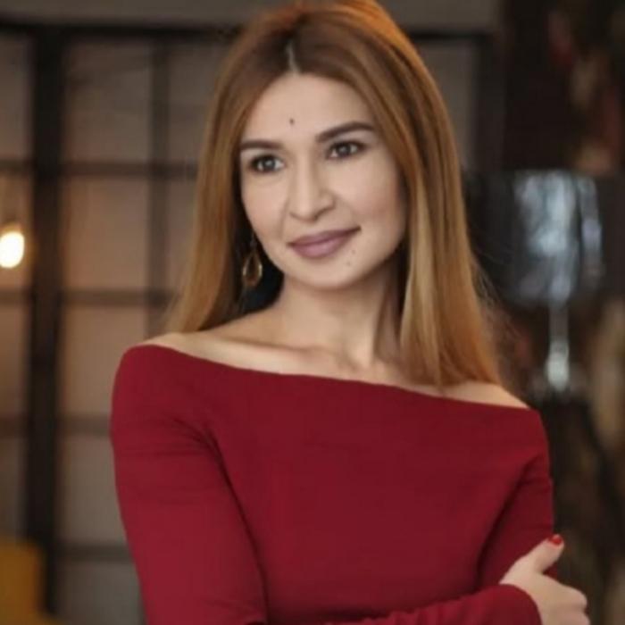 Gorgeous wife Niyara, 40 yrs.old from Eastern Europe