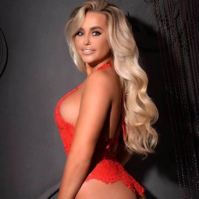 Pretty pen pal Eleonora, 36 yrs.old from Kharkiv, Ukraine