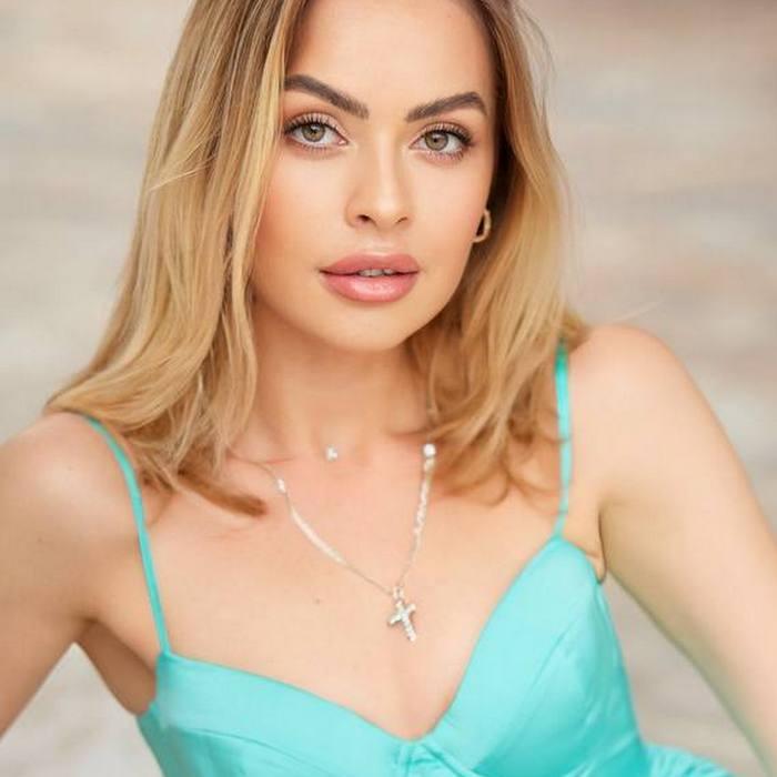 Pretty miss Alina, 33 yrs.old from Odessa, Ukraine