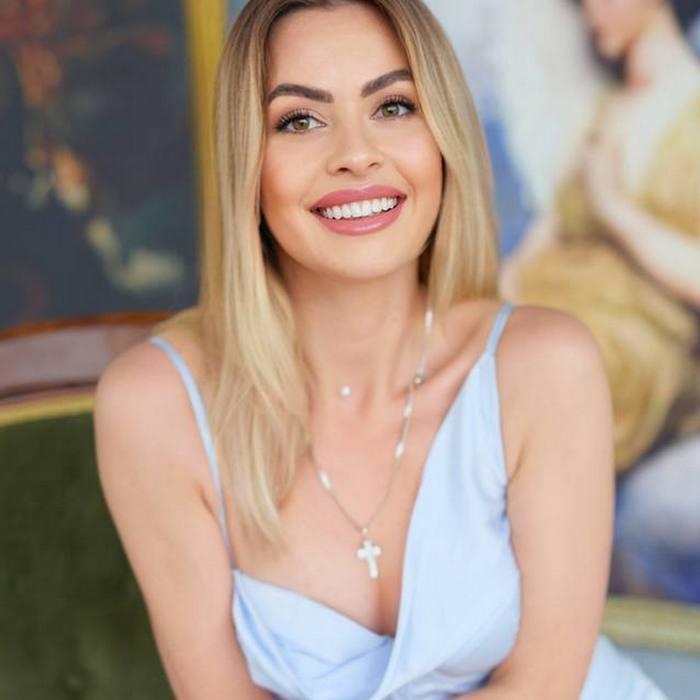 Single miss Alina, 33 yrs.old from Odessa, Ukraine