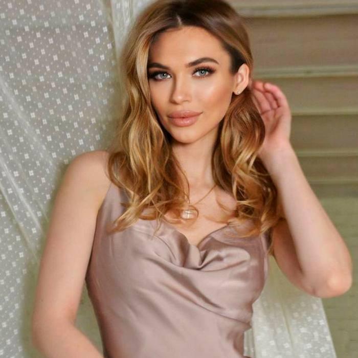 Pretty miss Alina, 29 yrs.old from Berlin, Germany