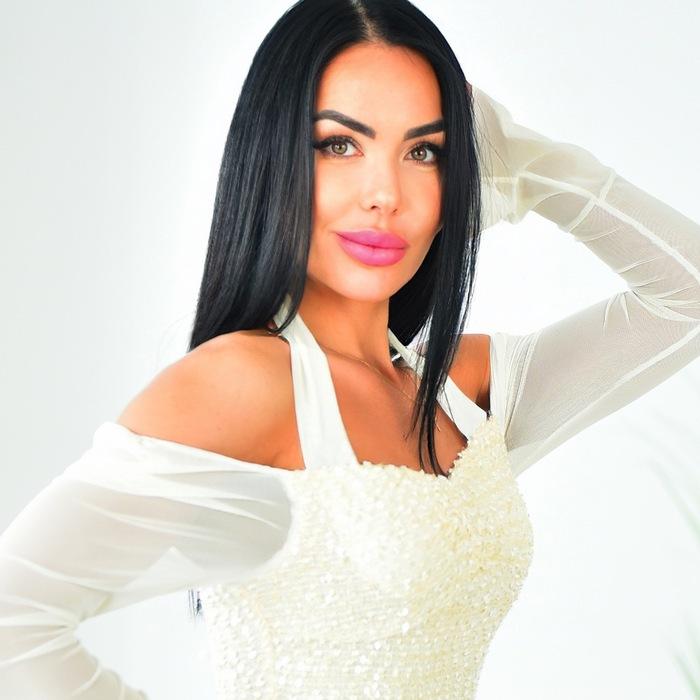 Gorgeous wife Svetlana, 39 yrs.old from Kiev, Ukraine