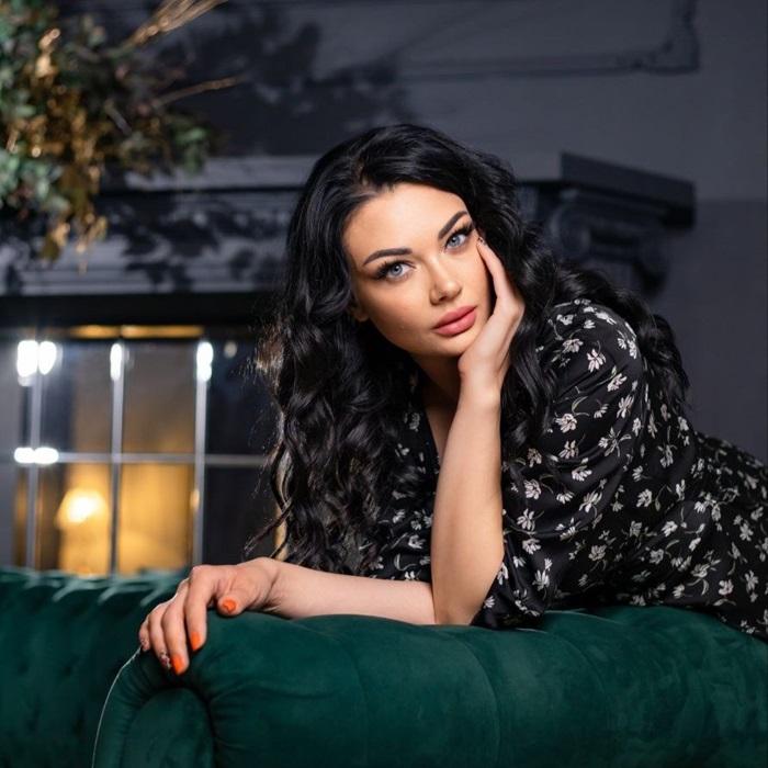 Gorgeous pen pal Alina, 35 yrs.old from Zaporizhia, Ukraine