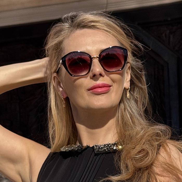 Gorgeous bride Olga, 54 yrs.old from Eastern Europe