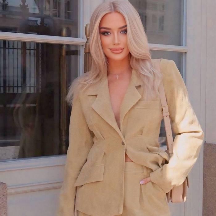 Charming pen pal Anna, 38 yrs.old from Hamburg, Germany