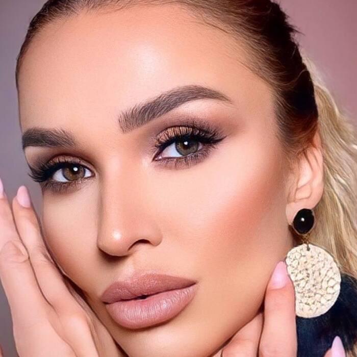 Pretty pen pal Julia, 39 yrs.old from Dubai, United Arab Emirates