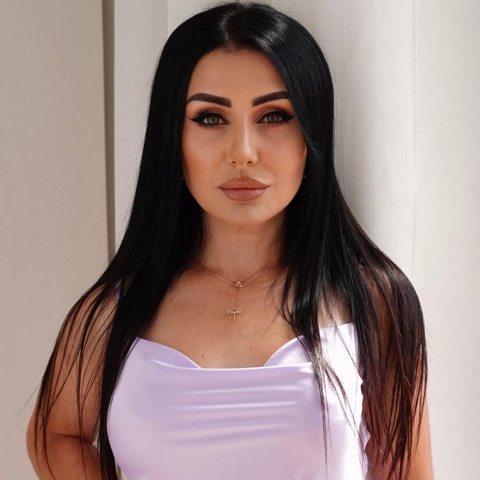 Pretty mail order bride Zhanna, 42 yrs.old from Kyiv, Ukraine