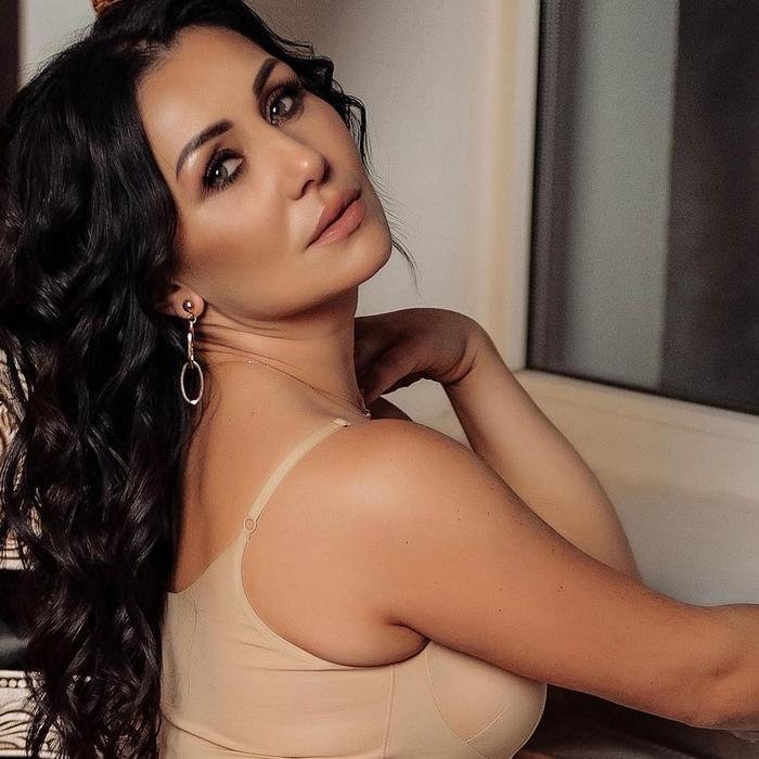Pretty mail order bride Zhanna, 41 yrs.old from Kyiv, Ukraine