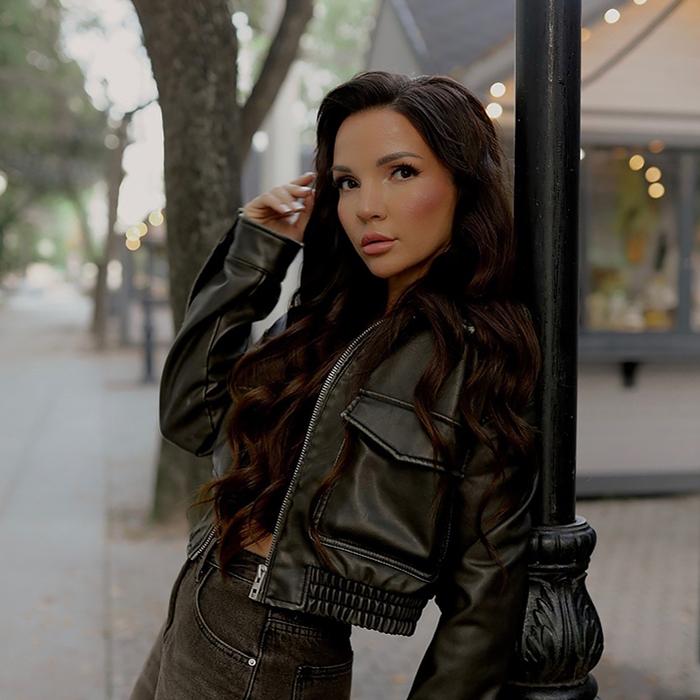 Beautiful lady Yuliya, 38 yrs.old from Eastern Europe