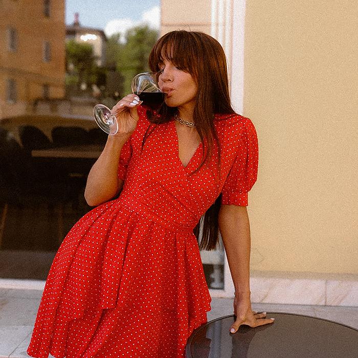 Gorgeous girl Yuliya, 38 yrs.old from Eastern Europe