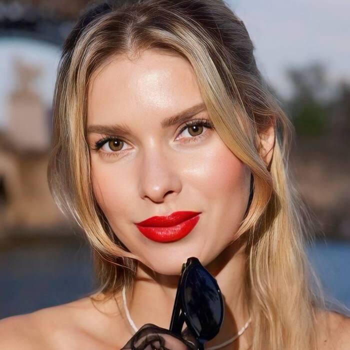 Nice mail order bride Kristina, 36 yrs.old from Kharkiv, Ukraine