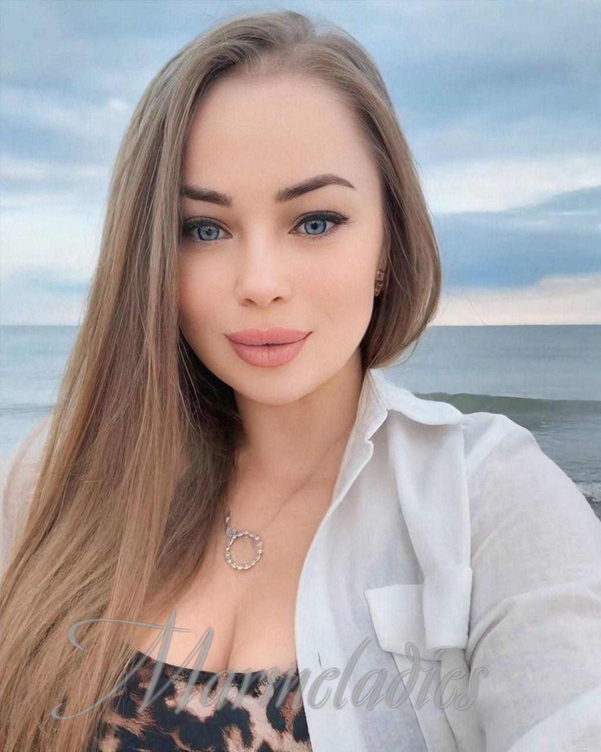 Beautiful girl Anna, 41 yrs.old from Kiev, Ukraine