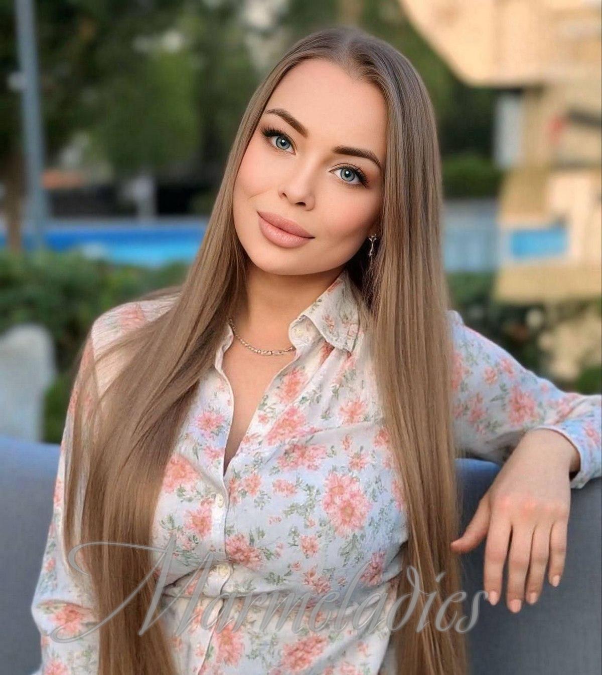 Hot woman Anna, 41 yrs.old from Kiev, Ukraine