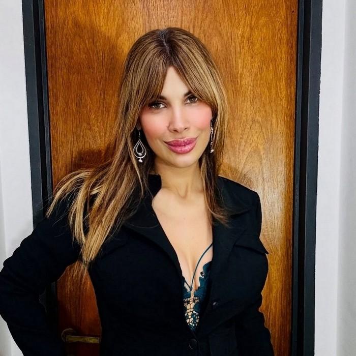 Charming woman Karina Anahi, 54 yrs.old from Buenos Aires, Argentina