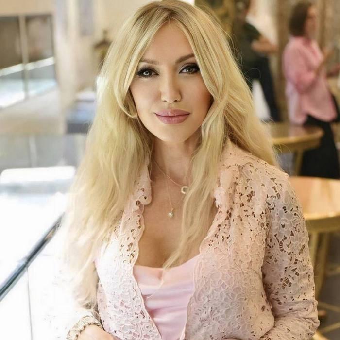 Gorgeous lady Ludmila, 58 yrs.old from Kyiv, Ukraine