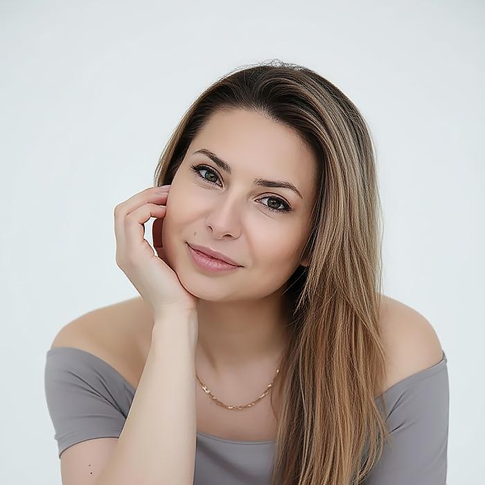 Single girl Margarita, 45 yrs.old from Eastern Europe