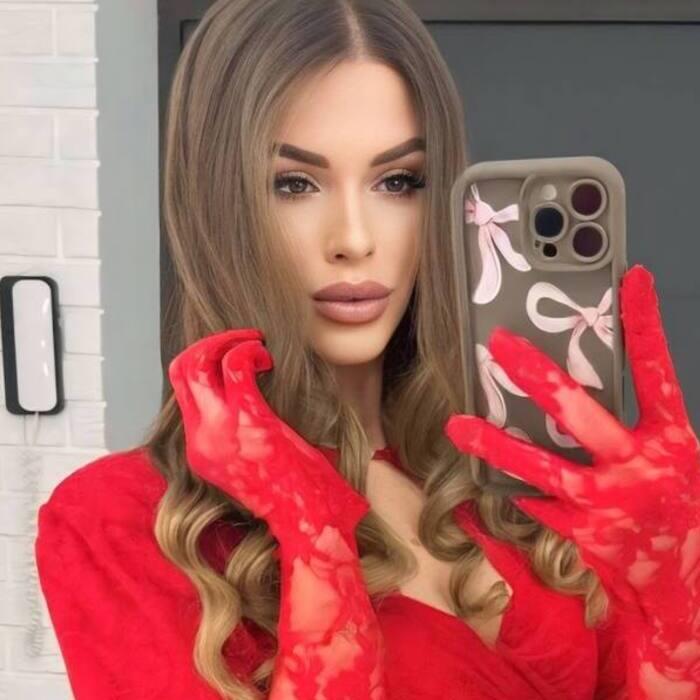 Pretty girl Alina, 31 yrs.old from Kiev, Ukraine