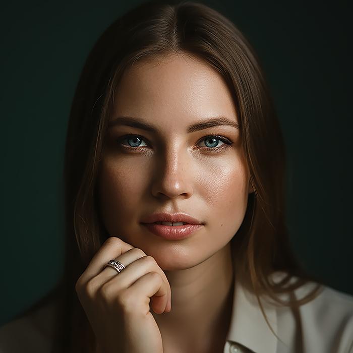 Charming girl Mariya, 36 yrs.old from Eastern Europe