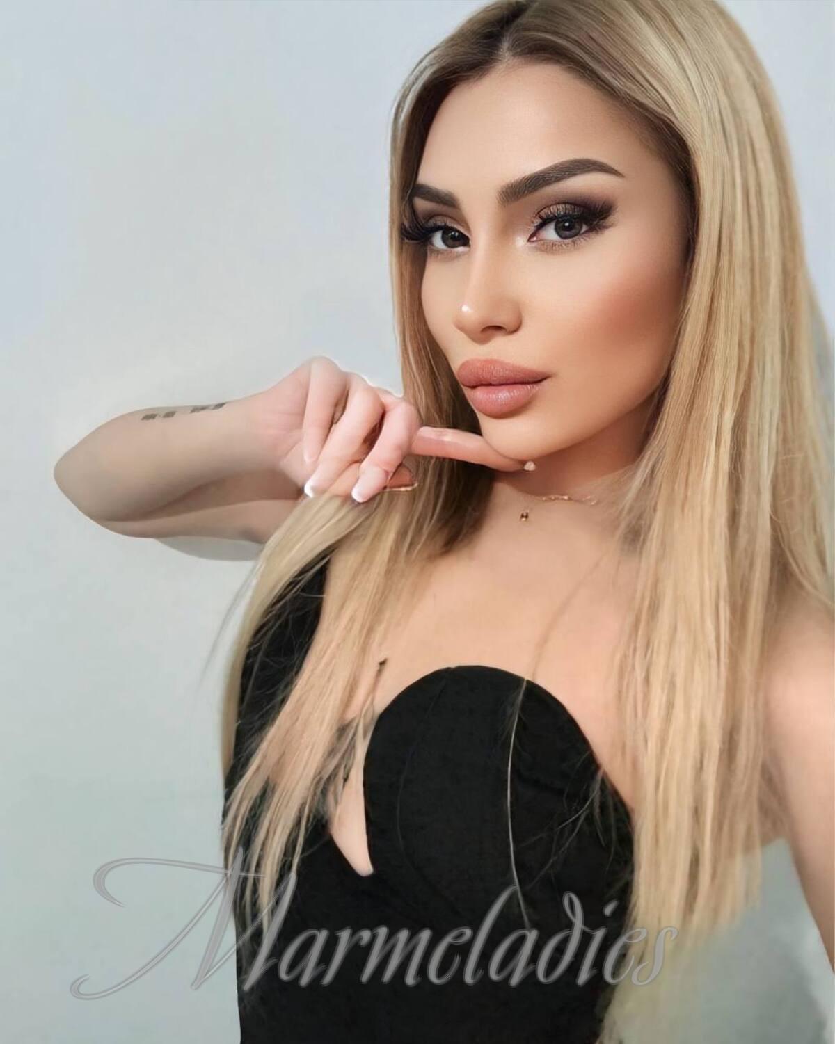 Gorgeous lady Samantha, 29 yrs.old from London, United Kingdom