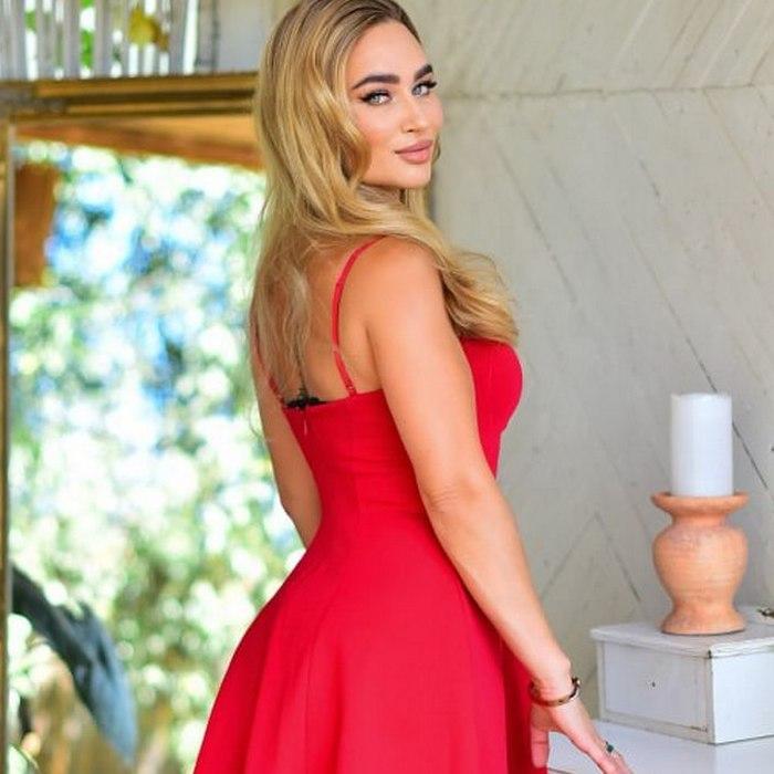 Nice girlfriend Olena, 45 yrs.old from Kyiv, Ukraine