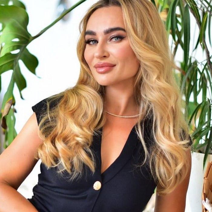 Sexy girlfriend Olena, 45 yrs.old from Kyiv, Ukraine