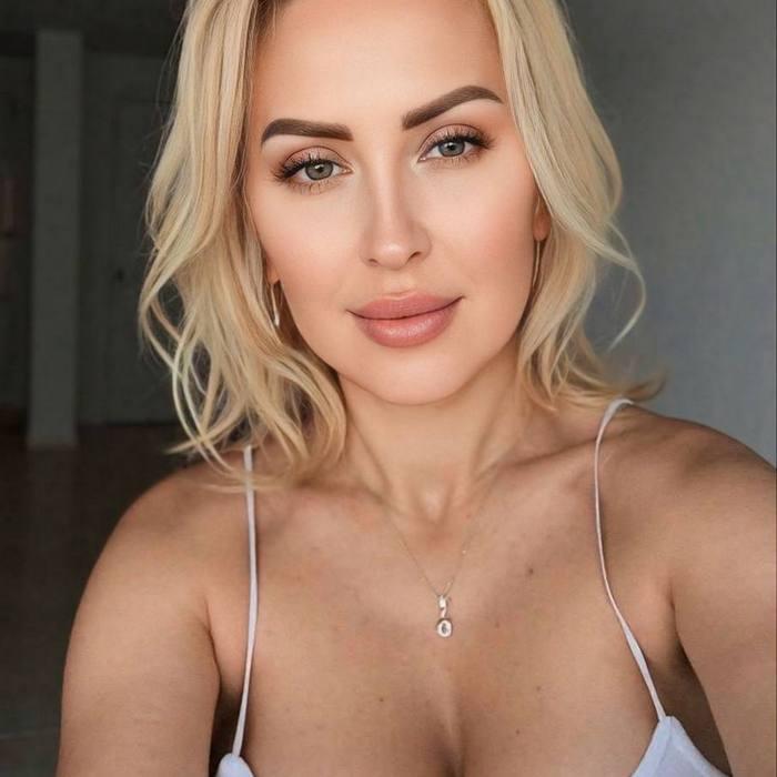 Nice wife Eva, 50 yrs.old from Lvov, Ukraine