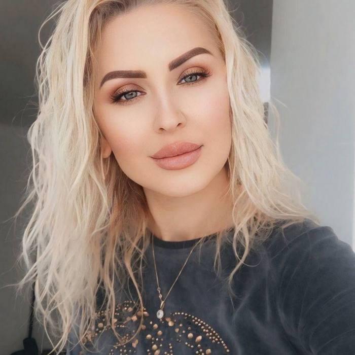 Gorgeous wife Eva, 50 yrs.old from Lvov, Ukraine