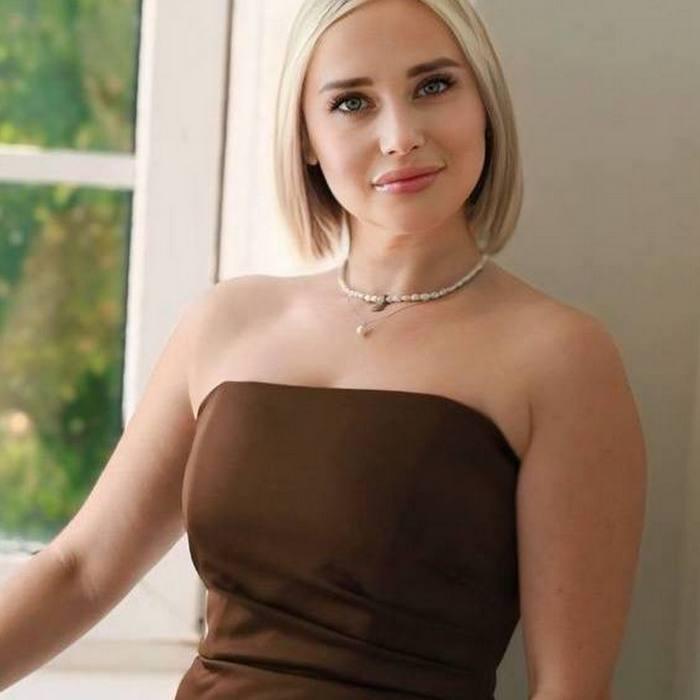 Pretty pen pal Daryna, 43 yrs.old from Kiev, Ukraine