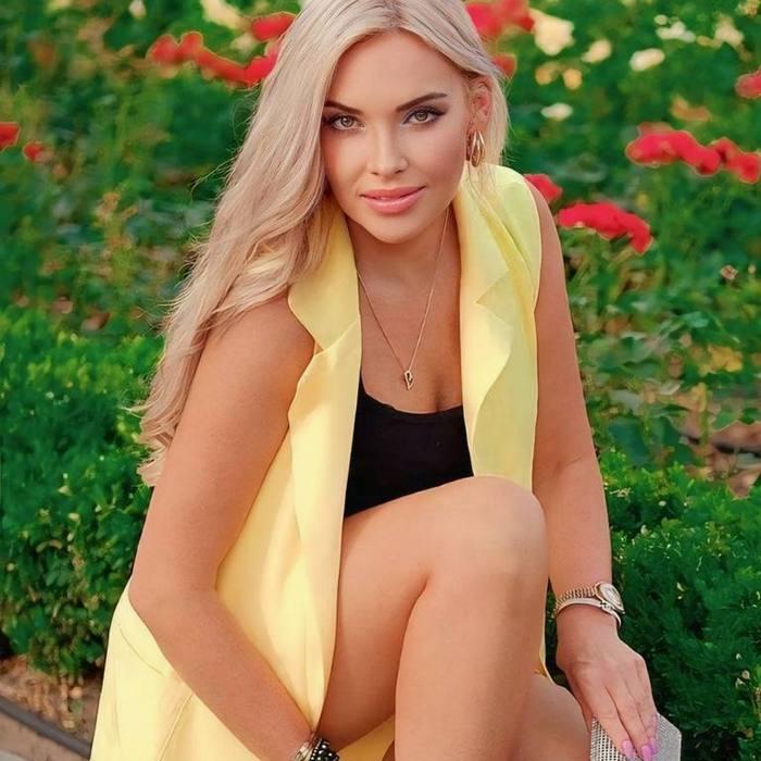 Pretty pen pal Olga, 48 yrs.old from Truskavec, Ukraine