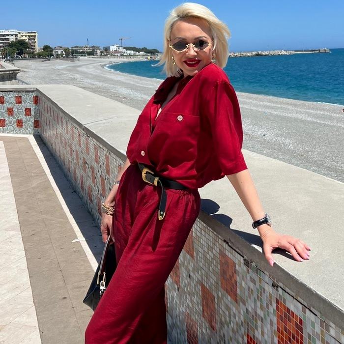 Nice mail order bride Yuliya, 47 yrs.old from Catanzaro, Italy