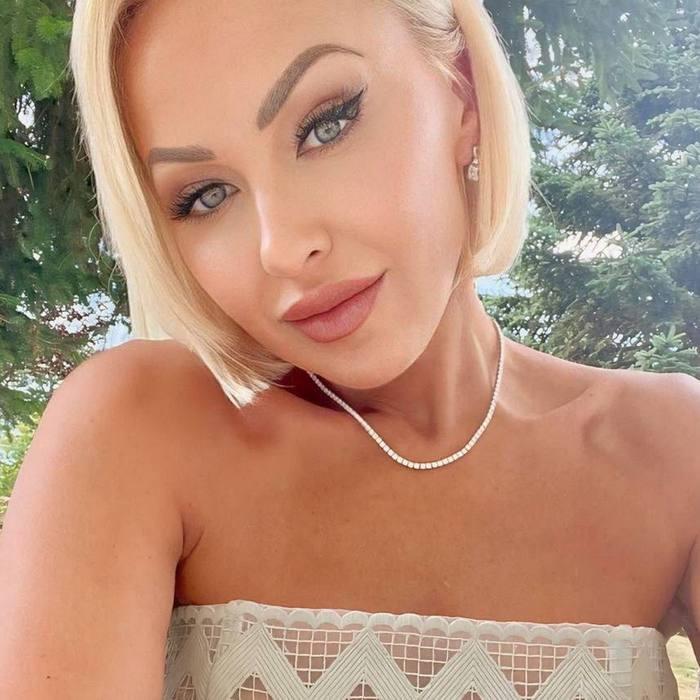 Hot pen pal Yuliya, 47 yrs.old from Catanzaro, Italy