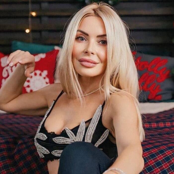 Nice bride Viktoria, 45 yrs.old from Cannes, France