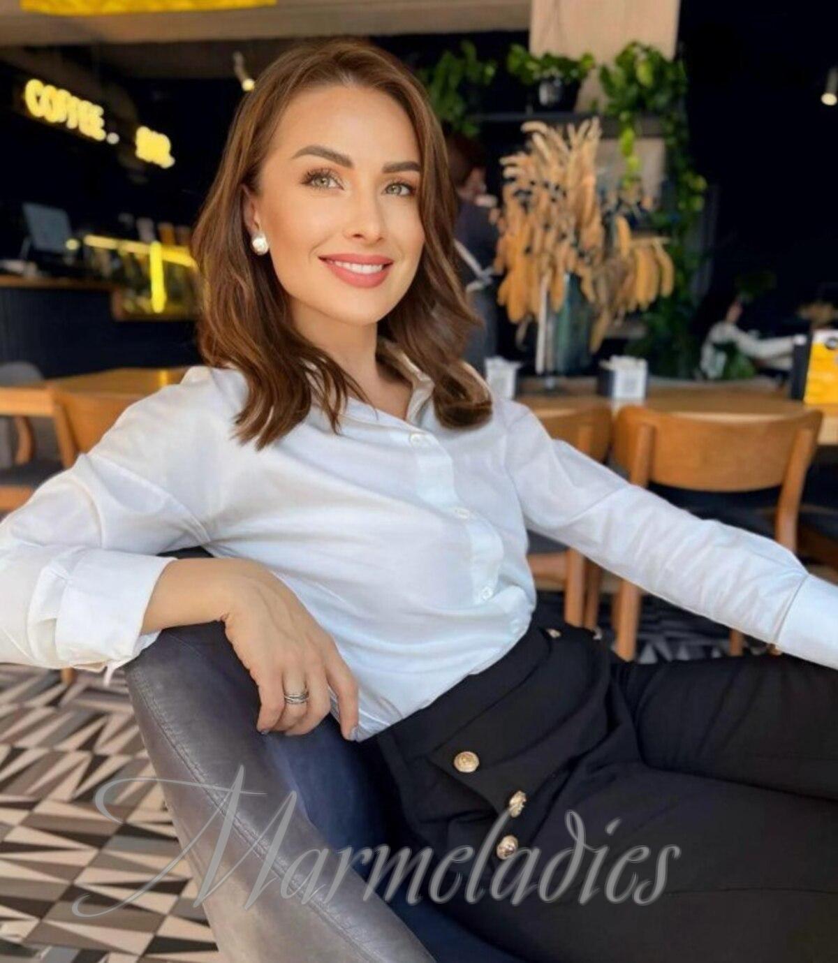 Single girl Hanna, 40 yrs.old from Kiev, Ukraine