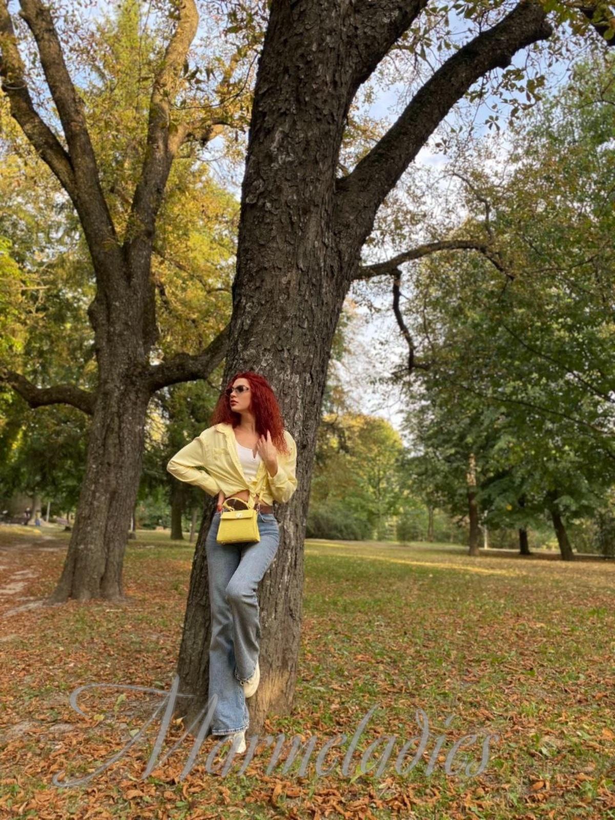 Pretty girl Dina, 37 yrs.old from Zhitomyr, Ukraine