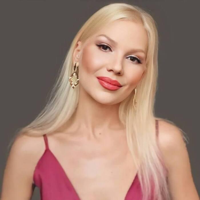 Gorgeous lady Tatiana, 47 yrs.old from Odessa, Ukraine