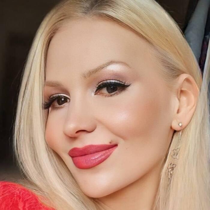 Gorgeous lady Tatiana, 47 yrs.old from Odessa, Ukraine