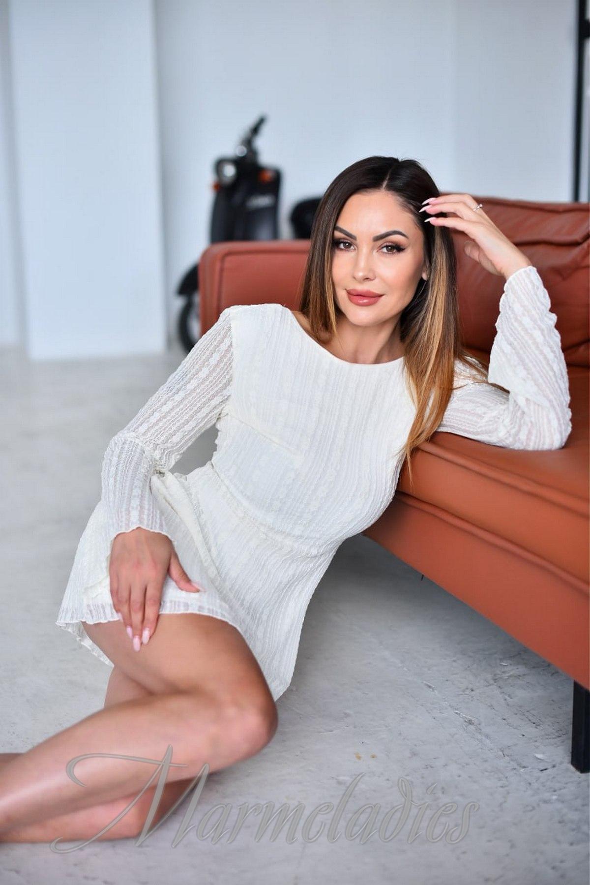 Nice girlfriend Inna, 41 yrs.old from Kyiv, Ukraine