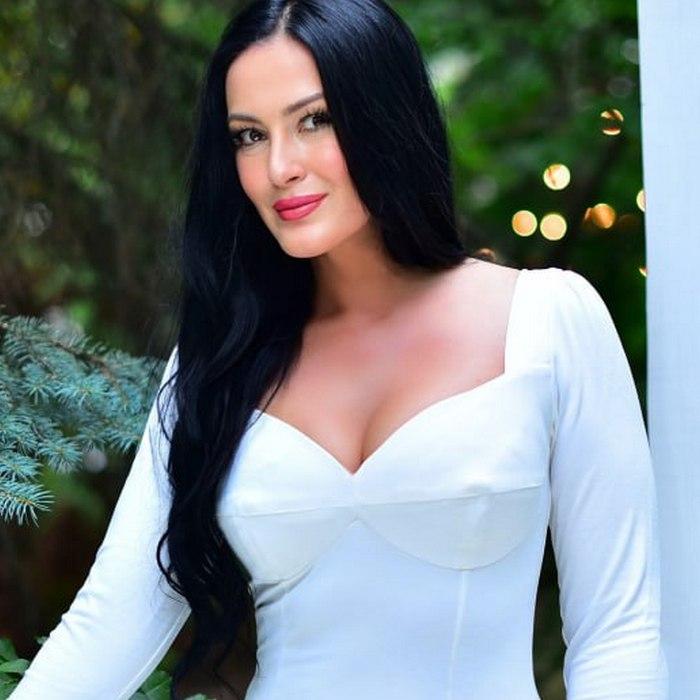 Beautiful wife Larysa, 48 yrs.old from Kyiv, Ukraine