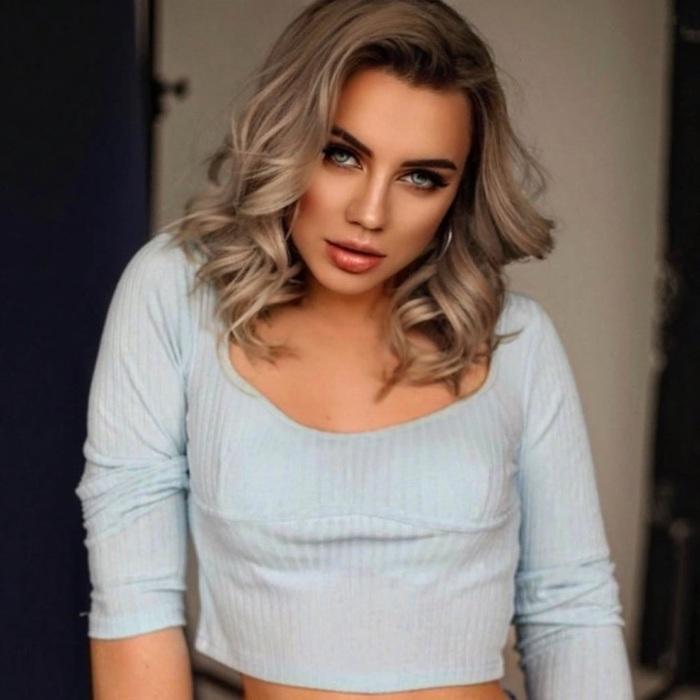 Gorgeous wife Yelyzaveta, 29 yrs.old from Zaporizhzhia, Ukraine