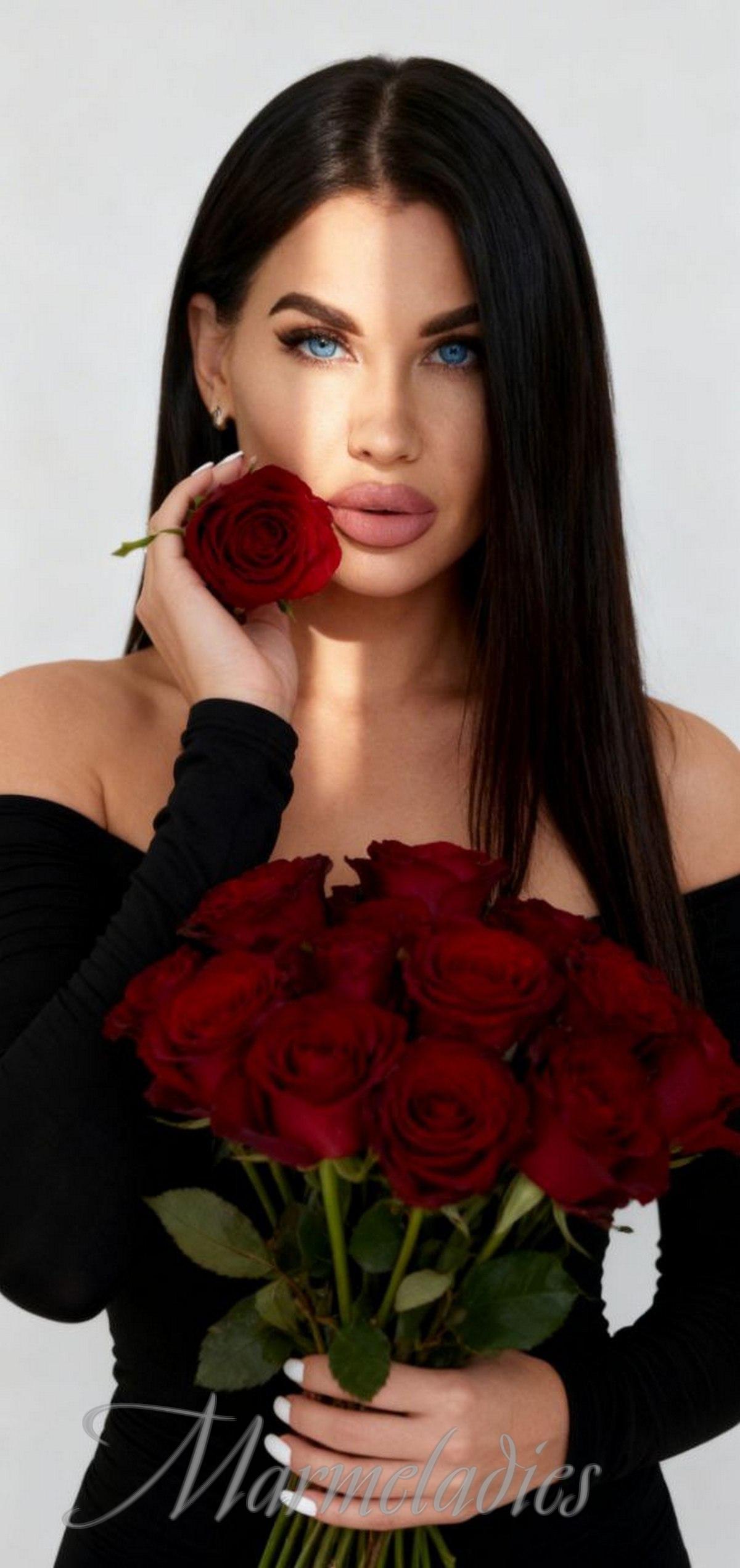 Hot wife Katerina, 40 yrs.old from Dnepr, Ukraine