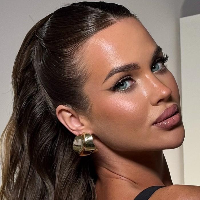 Amazing pen pal Valeriya, 27 yrs.old from Eastern Europe